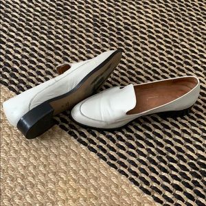 Intentionally blank white leather loafers